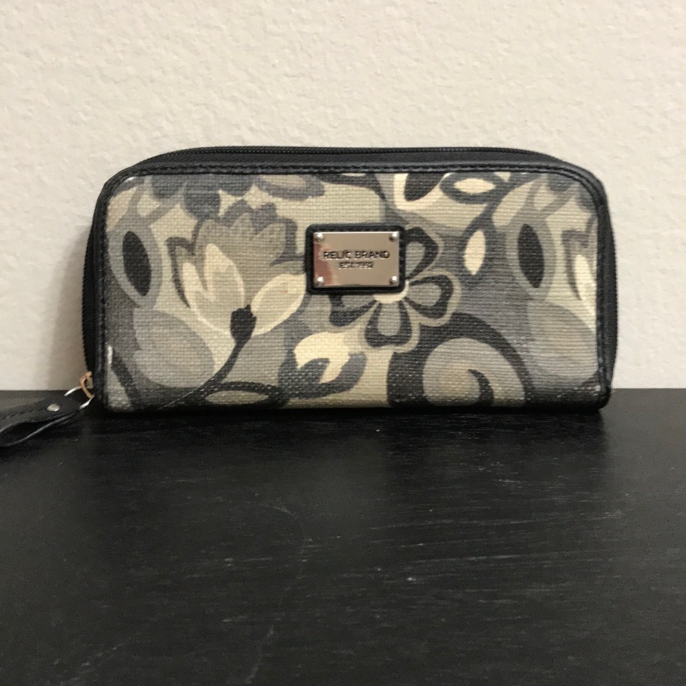 Relic wallet